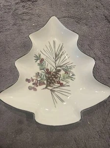 Lenox Winter Greetings Pine Cone Christmas Tree-shaped Candy Dish New - Retired - Picture 1 of 8