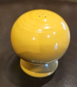 1 Vintage FiestaWare Ball Saltshaker Yellow unmarked - Picture 1 of 6