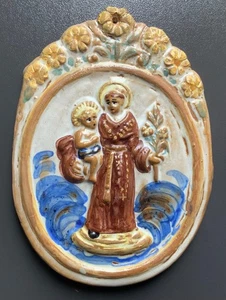 Targa devozionale terracotta dipinta a mano Santo e Bambin Gesù cm. 10,5 x 14,5 - Foto 1 di 4