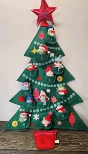 Target 2022 Featherly Friends spritz Birds & Christmas Tree Advent Calendar 32" - Picture 1 of 5