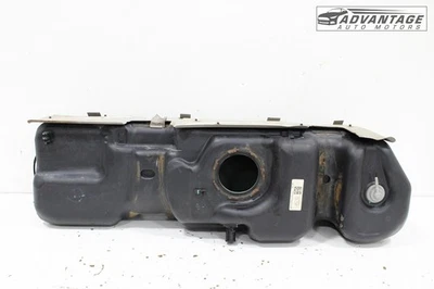 Chevrolet Silverado 1500 LD 2019 5,3 L V8 depósito de combustible 23138361 OEM Foto 1 de 4