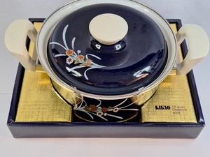 Sanko Ware KIKYO Porcelain On Steel COVERED CASSEROLE 2.5 QUARTS Blue NIB - Picture 1 of 19