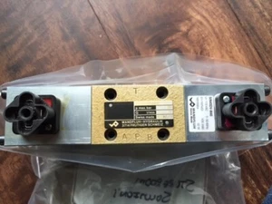 WANDFLUH AM4306 Hydraulic Solenoid Valve 2900 PSI or 200 bar SIN45DV-M40 NEW - Picture 1 of 5