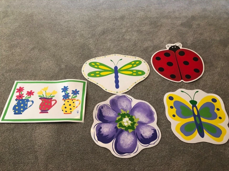 Set of 5 Vinyl Foam Backed Place Mats! Butterfly, dragon fly ladybug flowers new - Image 1 of 4