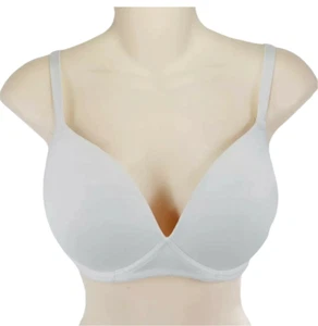 Victoria Secret Wear Everywhere Push Up Bra Size 32DD White Wired - Picture 1 of 9