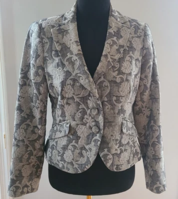 Women's Tape Measure Black & Gray Floral Button Crop Jacket Size 10P Careerwear - Image 1 of 4
