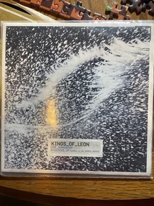 KINGS OF LEON - USE SOMEBODY / KNOCKED UP, 88697 50778 7 RCA 7" SINGLE 2009 - Picture 1 of 4