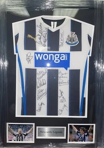 Signed Framed Newcastle United Legends Home Shirt Beardsley Shearer Moncur Craig - Picture 1 of 5