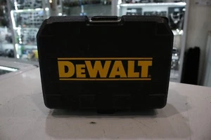 DeWalt Cross Line Laser | DW08802CG-XJ - Picture 1 of 7