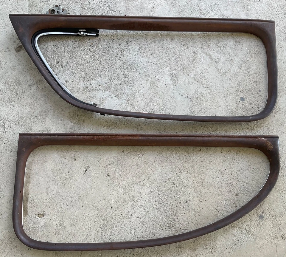 1942 = FORD SUPER DELUXE VENTANA TRASERA DERECHA INTERIOR Y EXTERIOR ADORNO = OEM Foto 1 de 4