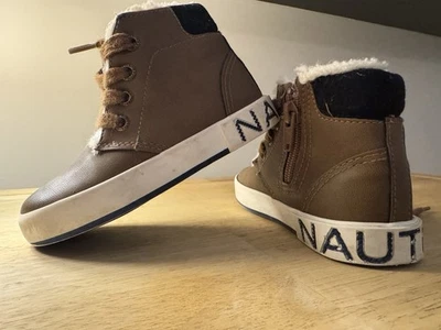 Nautica Palar Cozy Faux Sherpa Lined Boy's High-Top Sneakers Brown Size 8 - Image 1 of 4