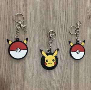 3 x Pokemon Pikachu Poke Ball Double Sided 3D Keyring Keychain Anime Gift Charm - Foto 1 di 7