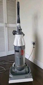 Dyson Upright Non-Clutched DC07 Origin Vacuum Cleaner - Picture 1 of 7