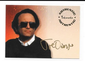 1998 Inkworks Small Soldiers Joe Dante AUTO Signed SP S3 RARE Gremlins The Burbs - Picture 1 of 1