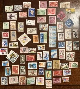 Lote de estampillas deportivas de EE. UU. y WW, 70+ diseños diferentes, usadas y sin usar - Imagen 1 de 1