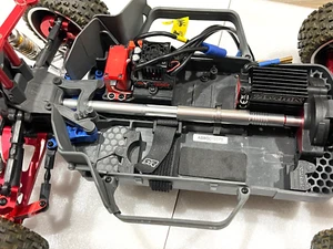 Aluminium Center CVD Antriebswelle mit Feder für Arrma Senton 3S BLX silber - Bild 1 von 2