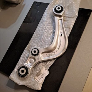 OEM AUDI Q7 4M REAR LEFT UPPER WISHBONE CONTROL ARM 4M0505323G GENUINE 2015- 18 - Picture 1 of 3