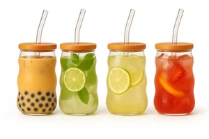 ROY 4er Set Trinkgläser 450ml – Cocktailgläser mit Bambusdeckel & Strohhalm - Bild 1 von 6