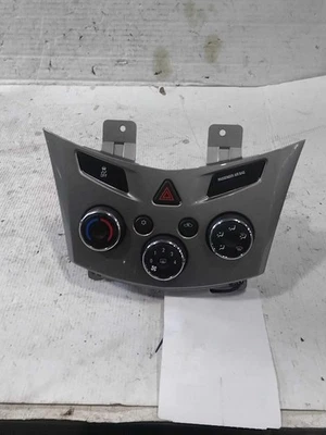 2016 Chevrolet Trax A/C Selector Switch OEM 42351888 Used 71K Miles Silver - Image 1 of 4