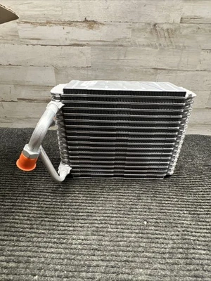 Componentes evaporador-evaporador Ford OEM 97-24 E-150 Club Wagon 6C2Z-19860-C Foto 1 de 4