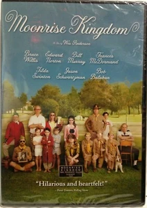 Moonrise Kingdom (DVD) - Picture 1 of 3