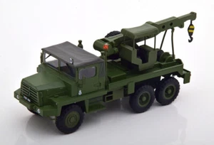 1:43 Hachette  Berliet GBC crane truck olive-green - Picture 1 of 3