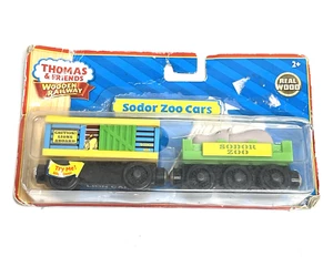 2008 Learning Curve Wooden Thomas Train Sodor Zoo Cars New in pack of 2 - Picture 1 of 9