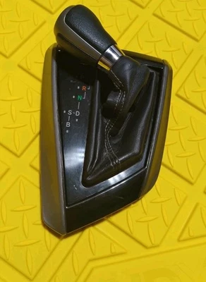 2014 - 2019 Toyota Corolla Shift Knob Boot Oem - Image 1 of 4