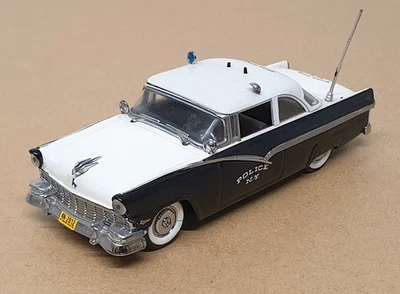 Vitesse 1/43 Scale L092 - 1956 Ford Fairlane Radar NY Police - Black/White - Image 1 of 4