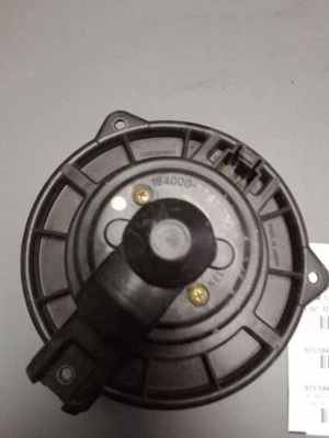 Motor soplador delantero compatible con 97-04 MONTERO SPORT 68965 Foto 1 de 2