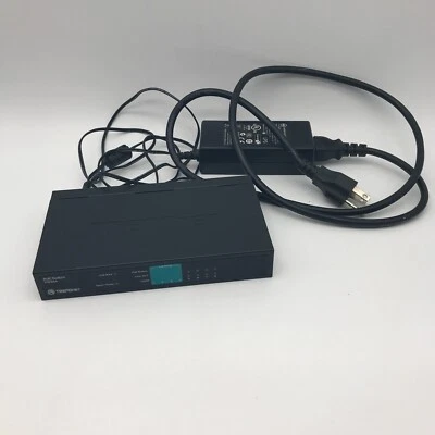 TrendNet 8-Port 10/100Mbps PoE Switch TPE-S44 - Image 1 of 4