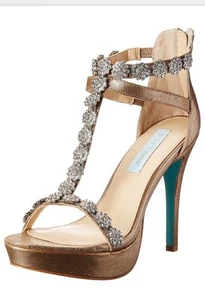 Betsey Johnson S B Adore Silver Gold Metal embelished Rhinestone Sandals 8.5 New - Picture 1 of 10