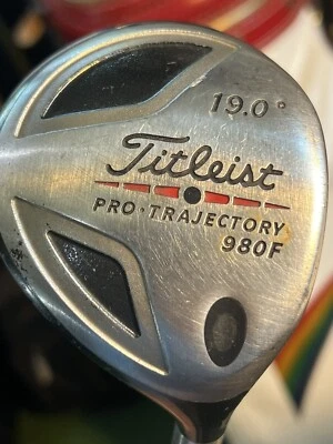 Titleist 980F Fairway Wood 19°/Graphite 4375 Reg Flex Shaft/42.5" - Image 1 of 4
