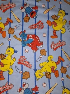 BTY Sesamstraße großer Vogel blau Flanell Baumwolle Quilt Stoff - Bild 1 von 1