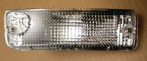 1990-1991 Toyota 4Runner & 1989-1995 Pickup Clear RH Side Signal Light Assembly - Picture 1 of 4
