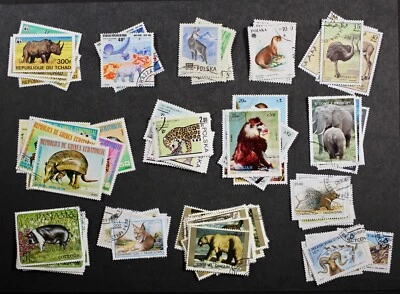 Wild Animals collection, 90 different in 14 complete sets, Catalog Value $42 - Image 1 of 3