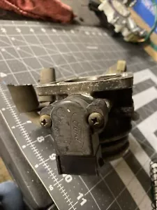 Throttle Body Throttle Valve Assembly 5.0L 91-93 BRONCO Small Crack In The Plug - Picture 1 of 4