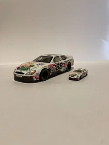 Dale Jarrett #88 Muppets 2002 Ford Taurus Action NASCAR 1/24 and 1/64 Diecast - Picture 1 of 8