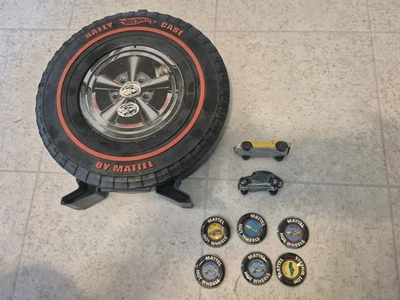 Vintage Hot Wheels Redline 12 Car Rally Case 1967 2 Parts Redlines Buttons - Image 1 of 4