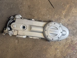 ⭐ 2021 Piaggio Liberty 50cc SEITENMOTORABDECKUNG METALL KOSTENLOSER UK-VERSAND⭐ - Bild 1 von 3