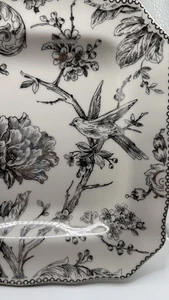 222 Fifth Adelaide Silber Quadratisch Essteller Blumen Vögel Asiatischer Stil 10-5 Zoll - Bild 1 von 6