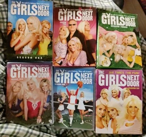 The Girls Next Door Complete Series (DVD, 17 discs) **Good+**  Seasons 1-6  OOP! - Imagen 1 de 13