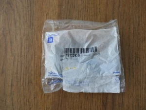 19132939 GM O.E. Transfer Case/Transfer Case Output Shaft Seal - Free Shipping - Picture 1 of 2