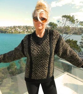 VINTAGE Giiorgi 1970s-80s Original Pure New Wool Retro Slouch Sweater - Picture 1 of 4