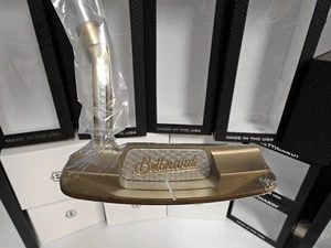 New Bettinardi Tour Issue Queen B Prototype putter Decades Cover T Hive 35 inch - Picture 1 of 11