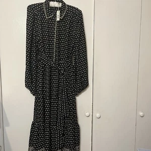 Max Studio Tiered Midi Dress Women's Tie Belt Elastic Back Waist Black NWT Sz LG - Picture 1 of 13