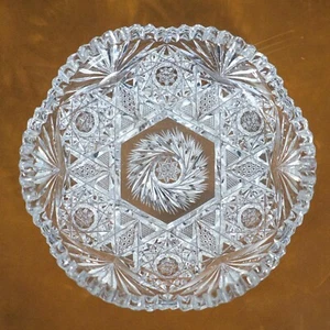 Vintage Ornate Crystal Candy Dish Star & Spiral Patterns Reflective 8" Diameter - Picture 1 of 5