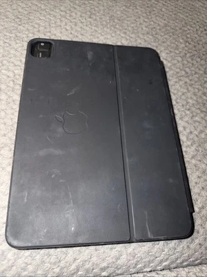 Подлинная умная клавиатура Apple A2038 для iPad Pro 11 дюймов для 4-го поколения iPad Air 5-го поколения - Изображение 1 из 4