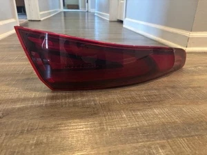 2017-2022 Alfa Romeo LEFT Taillight PN#20690106 OEM - Picture 1 of 5