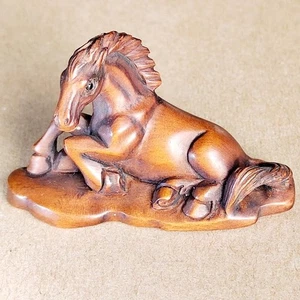 GX470 - 20 Years Old 2" Hand Carved Boxwood Netsuke - Handsome Horse - Picture 1 of 7